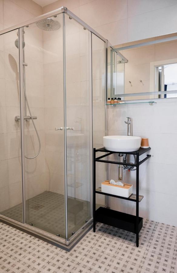 Townhouse17 Boutique Bed & Breakfast 빅토리아 외부 사진