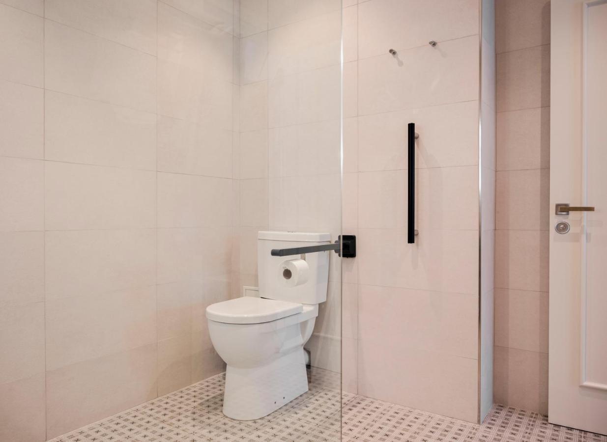 Townhouse17 Boutique Bed & Breakfast 빅토리아 외부 사진