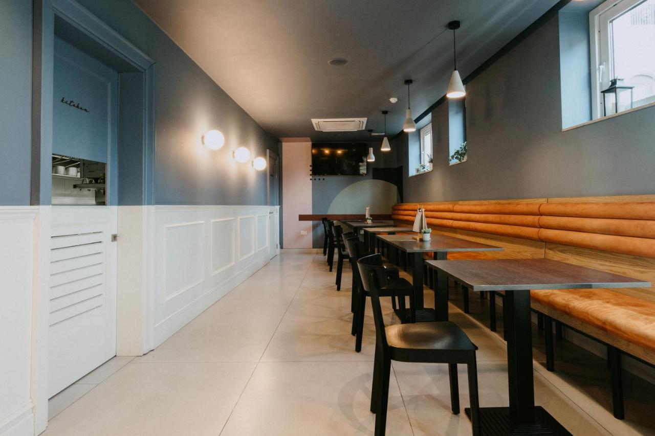 Townhouse17 Boutique Bed & Breakfast 빅토리아 외부 사진