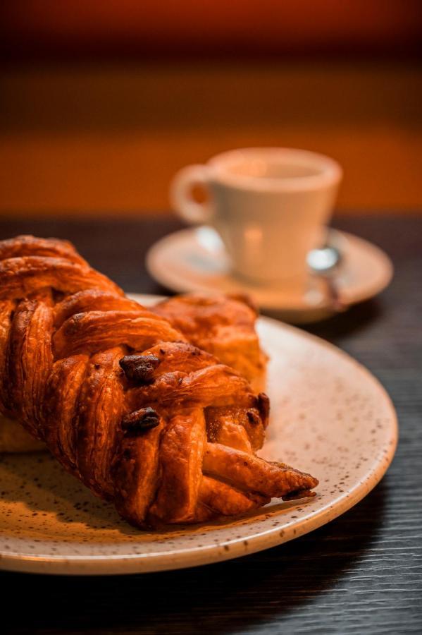 Townhouse17 Boutique Bed & Breakfast 빅토리아 외부 사진